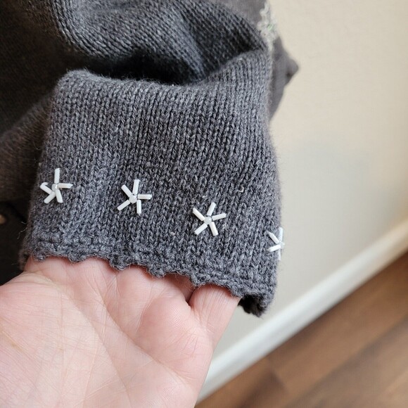 Designers Originals Studio Joy Sweater Womens M Gray White Snowflakes Cardigan - Picture 10 of 16